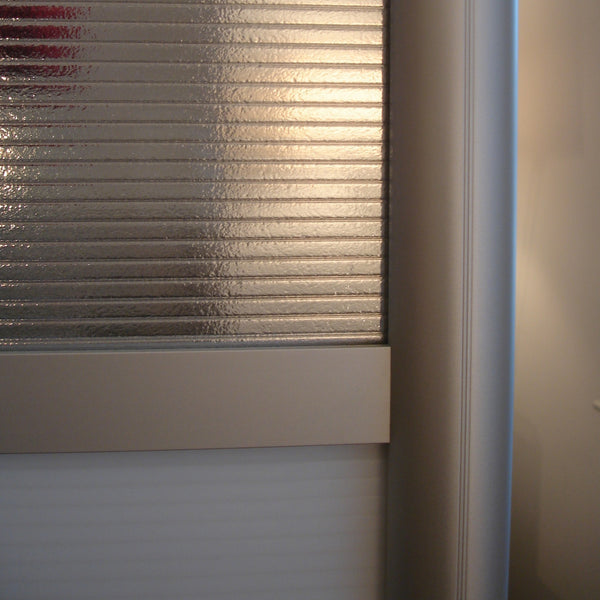 Room divider wall detail